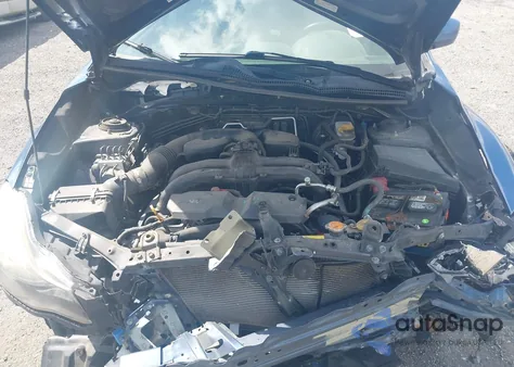 2015 Subaru Xv Crosstrek 2.0I Premium z USA, uszkodzony, nr VIN JF2GPADC1F8251769